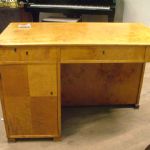 389 8291 WRITING DESK